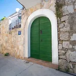 Hanna Cozy Old Stone House * Murter