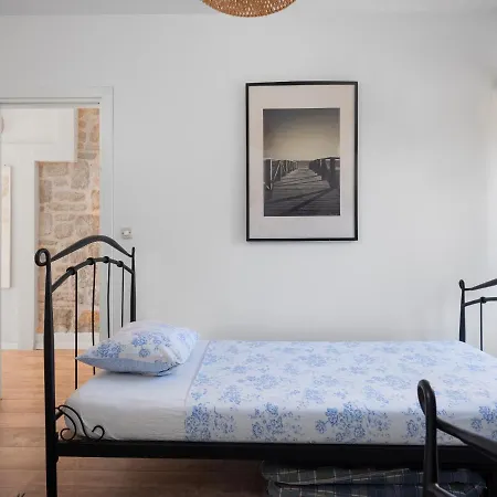 Hanna Cozy Old Stone House Murter