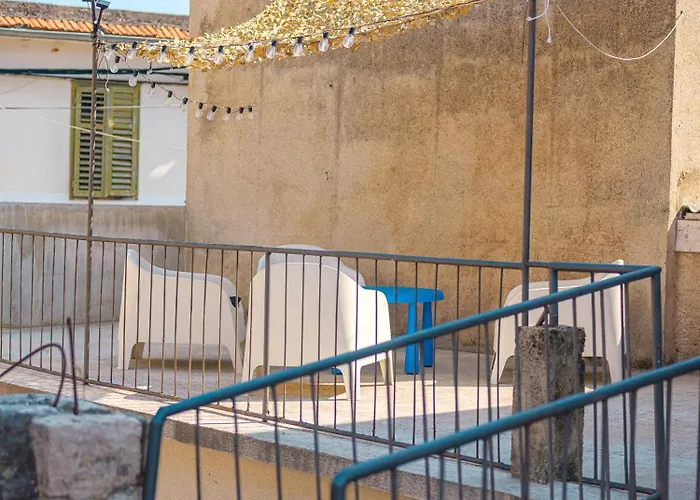 Hanna Cozy Old Stone House Vikendica *