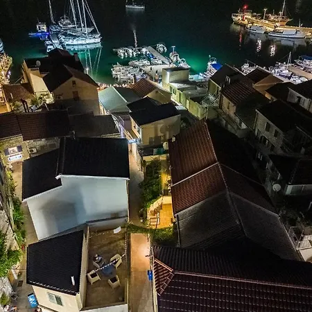 Hanna Cozy Old Stone House Murter