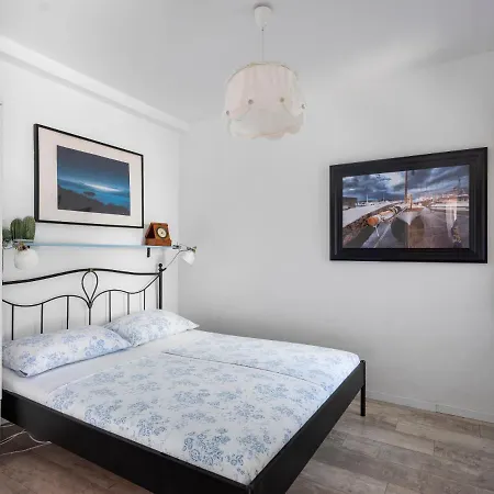 Hanna Cozy Old Stone House Dom wakacyjny