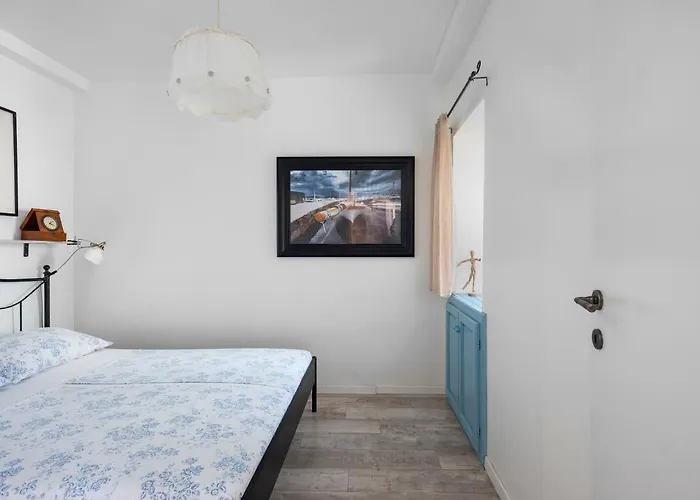 Hanna Cozy Old Stone House Murter