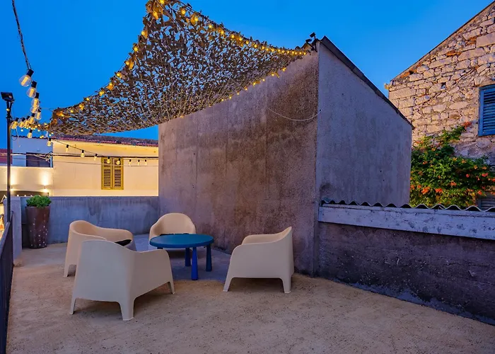 Hanna Cozy Old Stone House Сasa de vacaciones *