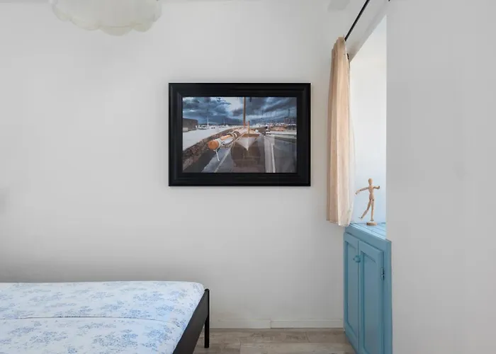 Hanna Cozy Old Stone House * Murter